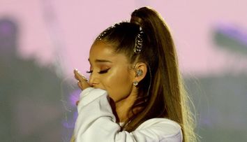 Ariana Grande nu a fost prezenta la Brit Awards. De ce nu a putut aduce un tribut victimelor atacului din Manchester