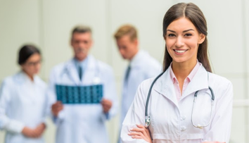 (P) Top 10 cele mai bune facultăți de medicină din România