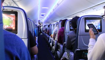 De ce nu ar trebui să îți schimbi locul în avion? Există un motiv mai puțin cunoscut