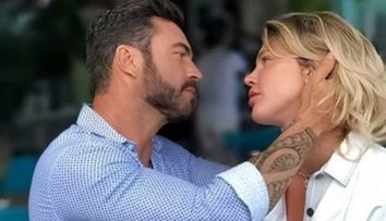 Milionarul brazilian care și-a făcut loc în inima Alinei Vidican este îndrăgostit lulea de fosta soție a lui Cristi Borcea. Pentru El nu a contat că este mult mai tânără sau că are doi copii cu un alt bărbat. De ziua ei, afaceristul a tratat-o ca pe o regină: „Te iubesc din toată inima, astăzi și pentru totdeauna.” Ce surpriză i-a pregătit