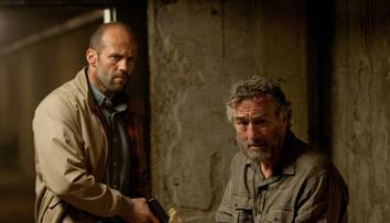 Jason Statham se lupta cu serviciile secrete pentru viata lui Robert de Niro, duminica, la ProTV, in 