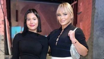 O prezentatoare TV i-a dăruit fiicei sale de 17 ani un pachet complet de operații estetice. Tânăra și-a făcut deja rinoplastie și lifting mamar