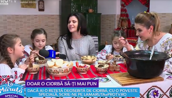 VIDEO Doar o ciorbă să-ți mai pun: o mamă și trei fiice fac ciorbă din gălbiori cu jumări