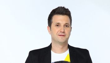 Andi Moisescu: 
