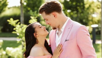 Larisa Iordache și Cristian Chiriță și-au botezat fetița! Primele imagini cu chipul micuței Amira Andreea: „Cea mai frumoasă promisiune a iubirii noastre...”