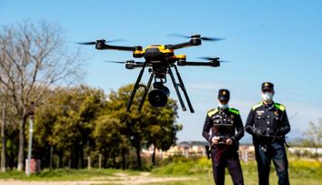 Primul oraș din România în care locuitorii sunt monitorizați cu drone dacă respectă izolarea la domiciliu