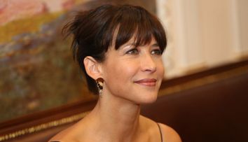 În anii 90, era cea mai frumoasă franțuzoaică din lume! Uimitor cum arată acum Sophie Marceau, fără operații estetice sau botox. De curând, are rol de bunică