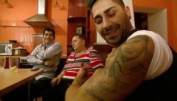 Connect-R, o poveste de succes. Dezvaluirile artistului despre copilarie, cariera, familie si despre iubita lui, Diana: VIDEO
