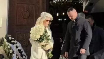 Loredana Groza, lovită de o nouă tragedie: a pierdut încă o persoană dragă, o rudă apropiată,  la doar 3 luni după moartea tatălui: 