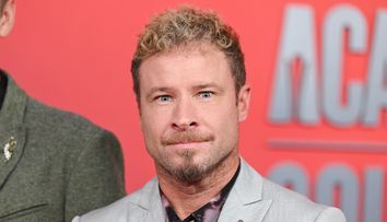 Brian Littrell, starul Backstreet Boys, dă în judecată o femeie din Florida. Cere 50.000 de dolari după ce aceasta ar fi intrat pe plaja lui privată