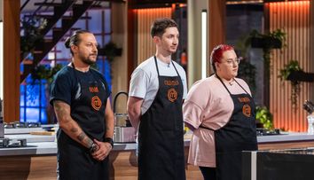 Eliminare șocantă la MasterChef România! Cine este concurentul care părăsește definitiv concursul: „Lasă șorțul!”. Nimeni nu se aștepta la asta!