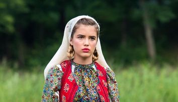 Ambasada României în Turcia sărbătorește ia românească cu o prezentare de modă de excepție și un eveniment caritabil