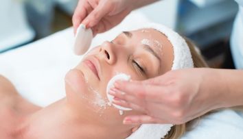 Masca naturală pentru păr, ideală în sezonul rece. Cum să te bucuri si tu de ea