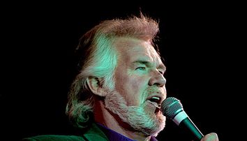 A murit Kenny Rogers, legendarul cântăreț de muzică country