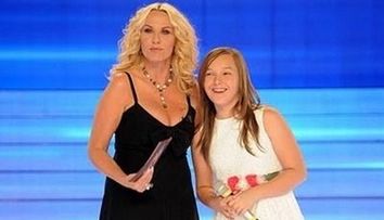 Madalina, fetita care a cucerit Italia cu vocea ei: N-o sa sa cant niciodata la nunti! VIDEO