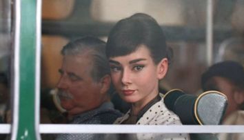Audrey Hepburn, intr-o reclama la ciocolata: VIDEO