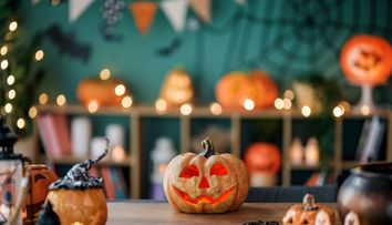 Ce înseamnă când Halloween pică într-o zi de vineri și cum să-ți protejezi casa de spirite rele în această zi