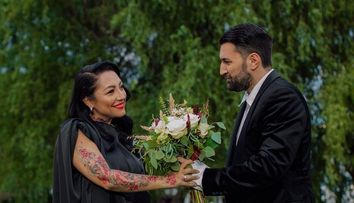 Colaborare eveniment! După 20 de ani de prietenie, Andra și Smiley lansează prima piesă împreună: „Doar vina ta”