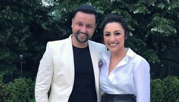 Surprinsi intr-o ipostaza rara. Cum au sarbatorit Andra si Catalin Maruta ziua fetitei lor, Eva Maria