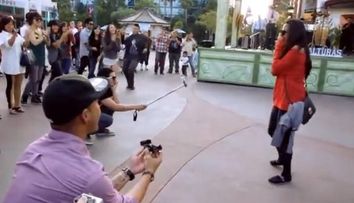 Flashmob la Disney - cea mai draguta cerere in casatorie!