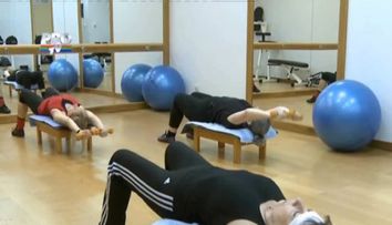 Femeile aflate la menopauza nu ar trebui sa se fereasca de sport. Afla de ce!