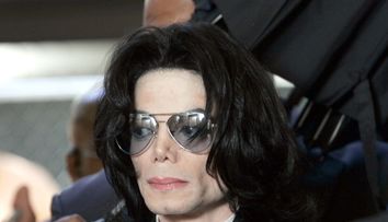 Noi dezvăluiri tulburătoare despre Michael Jackson. Ce consuma în fiecare noapte înainte să moară. Mărturia fostului bodyguard