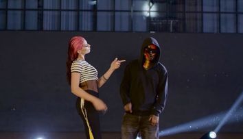 Ea e una dintre cele mai iubite cantarete din Romania, ei fac furori cu piesele lor. Antonia si Carla's Dream lanseaza un videoclip de senzatie