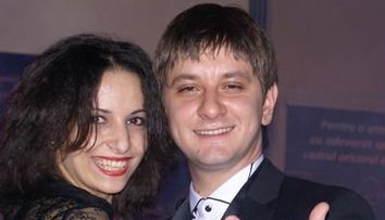 Il vezi mereu la TV, dar nu stiai ca are o sotie atat de frumoasa. Cum arata femeia care i-a daruit lui Octavian Strunila doi copii
