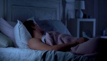 Un tânăr de 25 de ani, despre care se știa că este perfect sănătos, a murit la câteva minute după ce a luat prânzul cu iubita lui. Care este cauza decesului