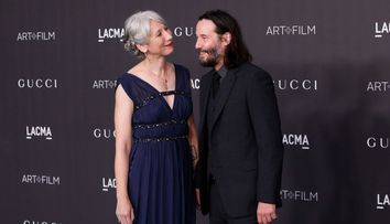 Iubita lui Keanu Reeves, confundată cu o actriță faimoasă. Cum a racționat femeia de 74 de ani