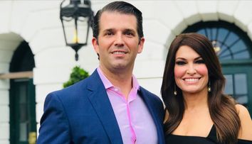 Cine e femeia pentru care Donald Trump junior își lasă soția și cei cinci copii