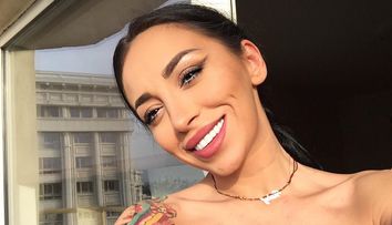 Ruby, intr-un costum minuscul la plaja. Ce reactii au avut fanii cand au vazut fotografia postata de vedeta