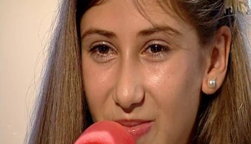Daca am auzi ingerii cantand, cu siguranta ar avea glasul ei. Fata cu voce desprinsa, parca, din Rai: VIDEO