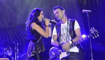 Dupa succesul urias inregistrat cu Antonia, VUNK spera sa dea lovitura cu o piesa alaturi de Andra. Da-i si tu PLAY