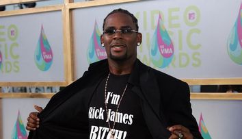 R. Kelly, acuzat că a sechestrat două femei în clădirea Trump Tower