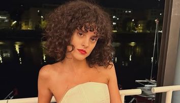 Diana Sar, actrița din serialul „Vlad”, și-a prins iubitul în pat cu cea mai bună prietenă a ei! Cum a reacționat atunci când a văzut scena desprinsă din filme: „Intenția mea era să o iau de păr”