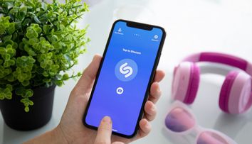Cele mai căutate piese pe Shazam în 2021. Cum arată TOP 3