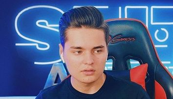 Selly nu a luat 10 la BAC! Vloggerul a dezvăluit notele primite
