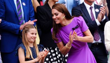 Prințesa Charlotte a primit un cadou deosebit din partea câștigătoarei de la Wimbledon, Barbora Krejčiková. Reacția adorabilă a lui Kate Middleton