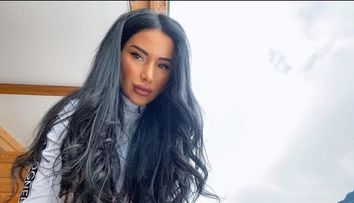 Daniela Crudu, prima apariție după ce și-a schimbat silicoanele. Cu ce ținută și-a evidențiat sânii voluptuoși