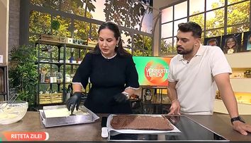Toți au poftit la acest desert! Cum prepari acasă celebra „Simfonie de Fructe”