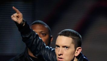 Eminem, dezvaluiri impresionante despre greseala care era cat pe ce sa-l coste viata. Ce probleme a avut rapperul