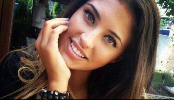 Ce au in comun Justin Bieber si Antonia. Cantaretul si-a facut un tatuaj identic cu al romancei noastre