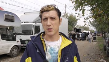 Asa arata in serial, dar putini dintre fanii lui l-ar recunoaste pe strada. Primele imagini cu sotia si baietelul lui Giani din 