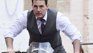 Tom Cruise a aterizat cu elicopterul în curtea unor oameni. Care a fost motivul