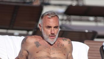 Prima aparitie publica alaturi de noua iubita. Gianluca si Ariadna Gutierrez au atras bliturile aparatelor foto