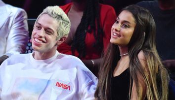 Ariana Grande i-a înapoiat lui Pete Davidson inelul de logodnă