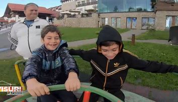 Visuri la cheie, 6 noiembrie. Familia Grosu din satul Băbăița a plecat în vacanță la munte. Reacția copiilor când ajung în Poiana Brașov