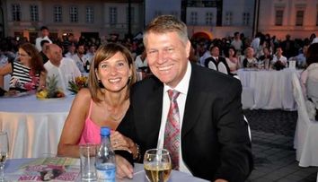Cum s-a îmbrăcat Carmen Iohannis la întâlnirea cu președintele Joe Biden și Prima Doamnă a Statelor Unite