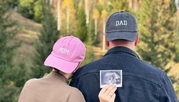 Celebra prezentatoare TV este însărcinată! Vedeta și soțul ei au făcut anunțul într-un mod inedit